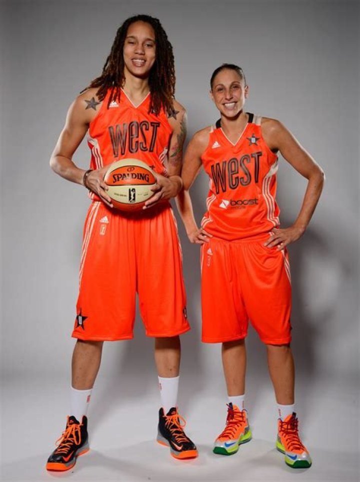 How tall is Brittney Griner? Where Mercury star's height ranks among