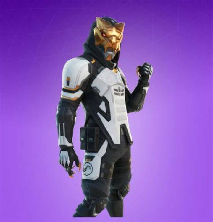 huntmaster saber posing in fortnite