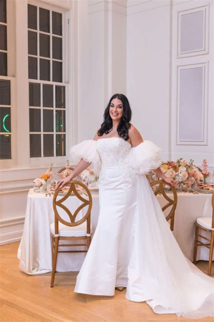 Influencer, Carlyle Thornton's Wedding Advice & Planning Tips at