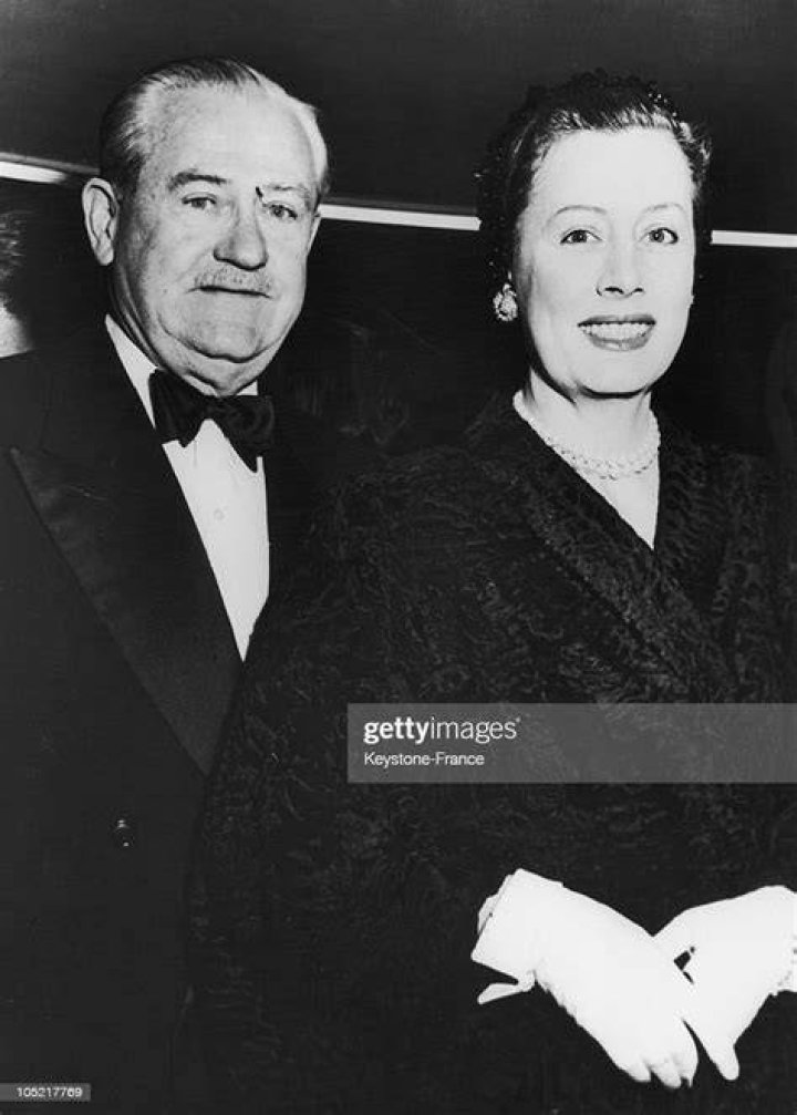 Irene Dunne with her husband Francis Griffin. (With images) Hollywood