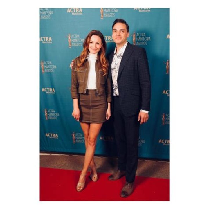 Is Amy Groening Married To Koy Ote? Husband Or Boyfriend