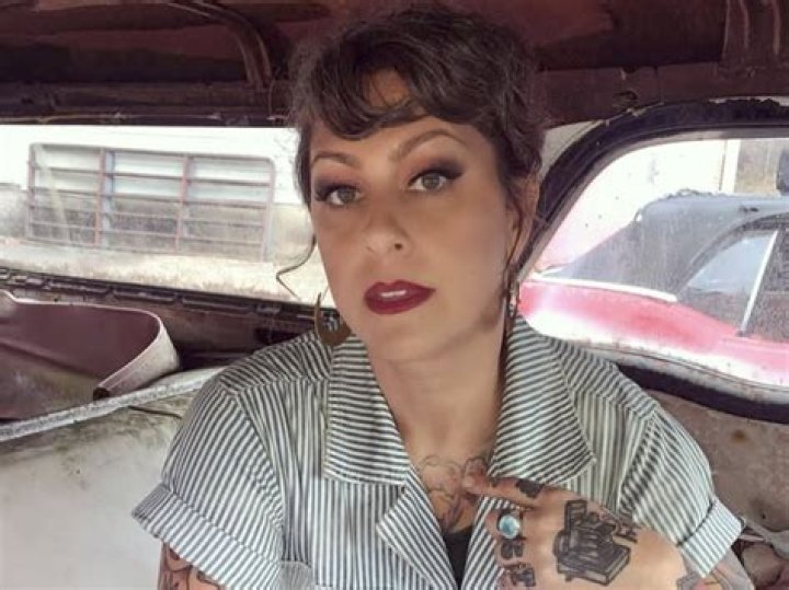 Is Danielle still on American Pickers in 2021?