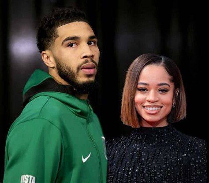 Is Ella Mai Dating Anyone? Who is Her Boyfriend? Creeto