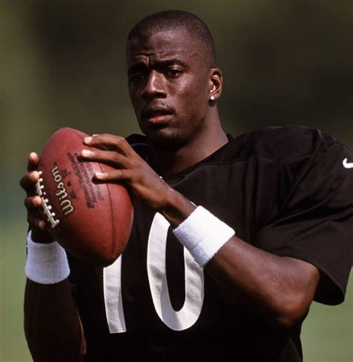 Is Kordell Stewart Gay? The Former NFL Player Confirms His Sexual