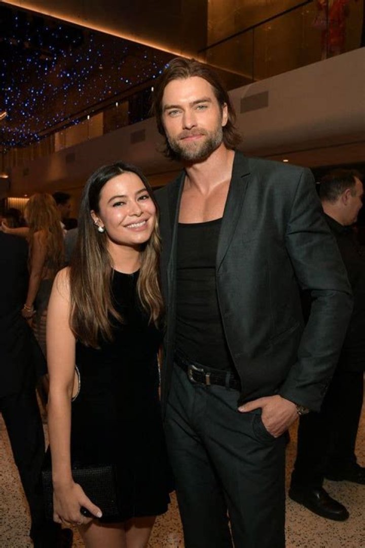 Is Miranda Cosgrove Married? All About Famous Actress Marital Status