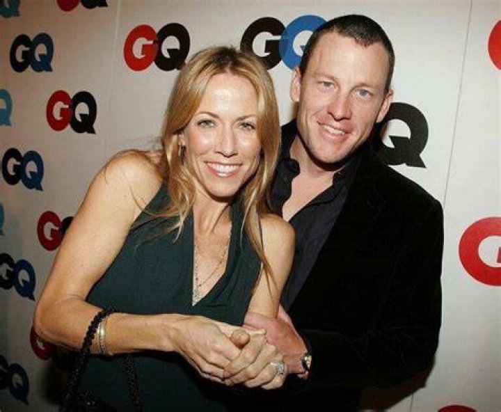 Is Sheryl Crow married? A breakdown of her relationships