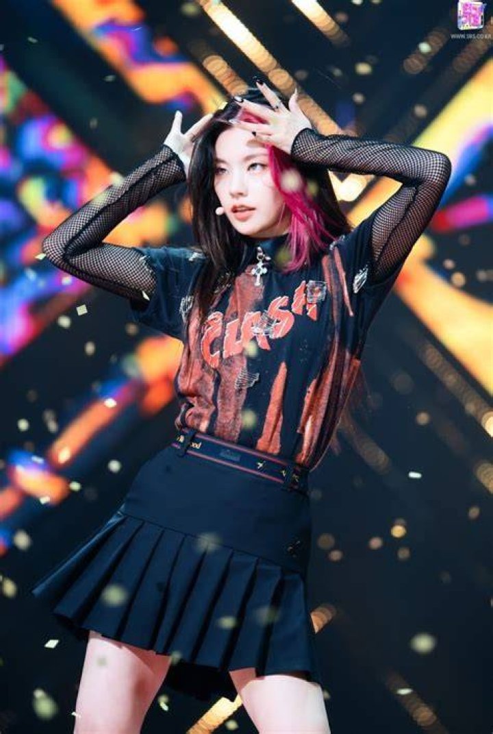 ITZY’s Yeji Opens Up About LifeThreatening Childhood Illness