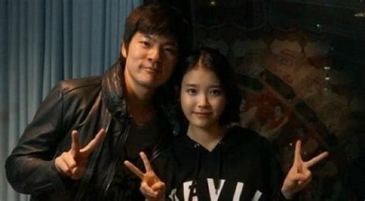 IU and Chang Kiha Are Dating! Iu boyfriend, Relationship, Boyfriend