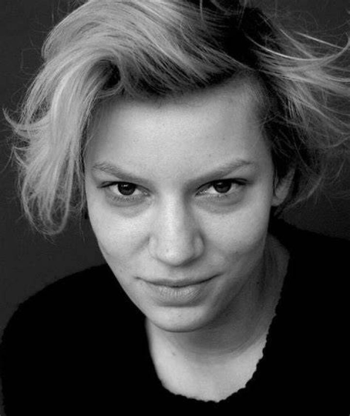 Iva Babić Movies, Bio and Lists on MUBI