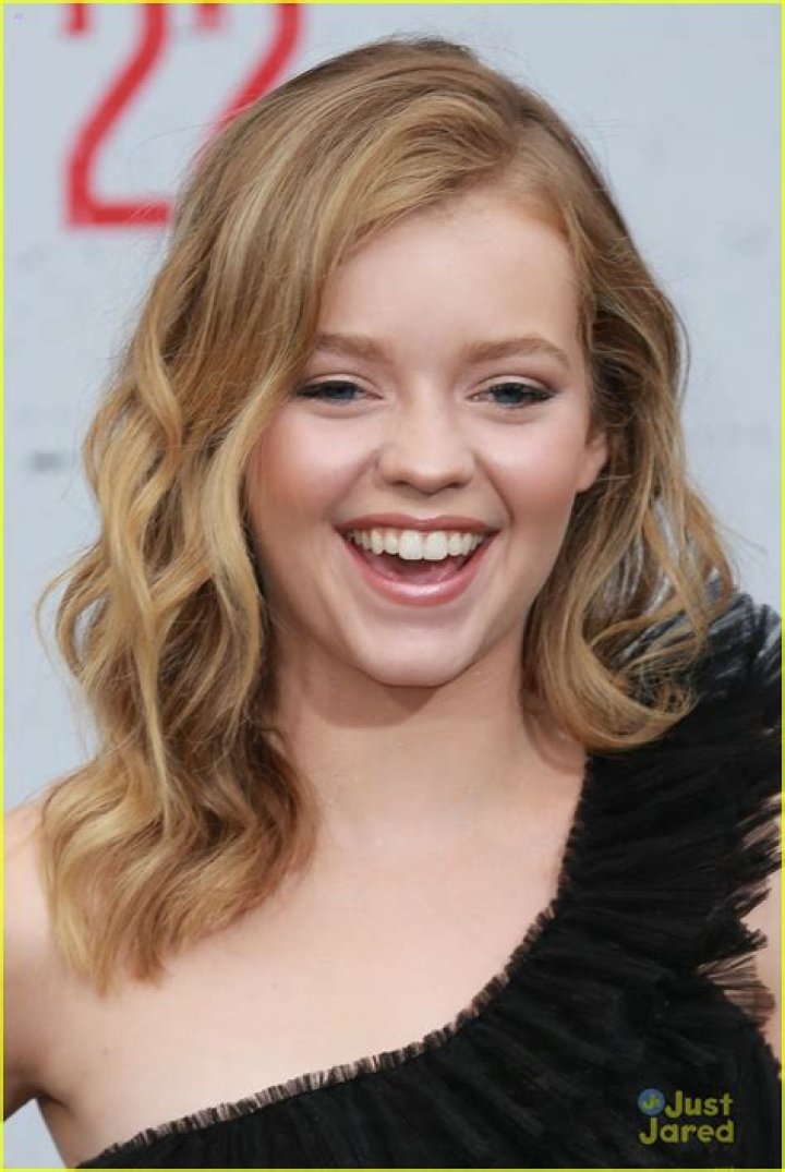 Jade Pettyjohn Makes Red Carpet Debut With New Boyfriend Finn Dayton at