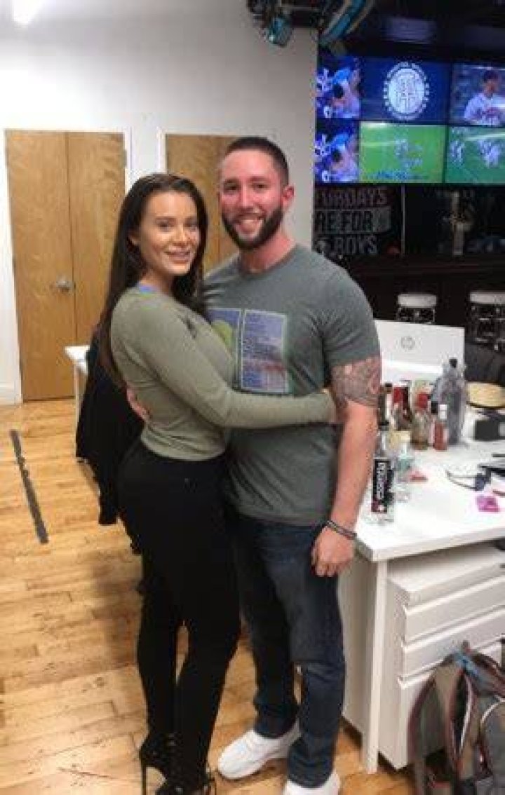 Jared Carrabis girlfriend, family, net worth, Barstool, book Tuko.co.ke