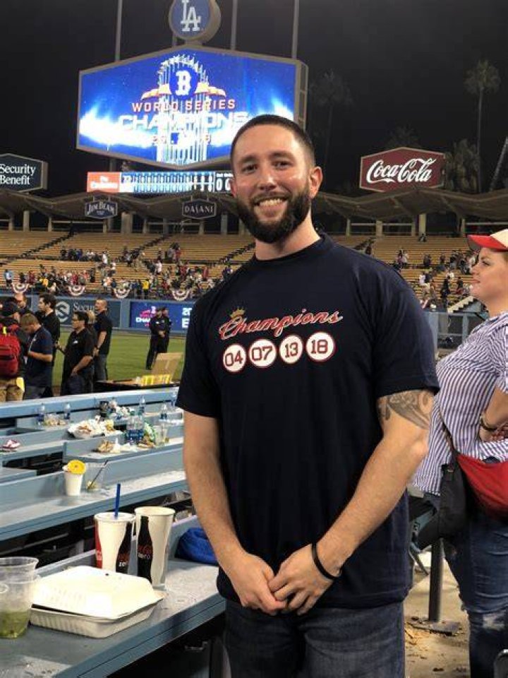 Jared Carrabis Wiki, Age, Height, Parents, Girlfriend, Net Worth