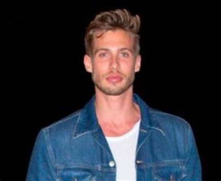 Jason Schanne Age, Height, Wikipedia, Bruno Tonioli Partner, Instagram