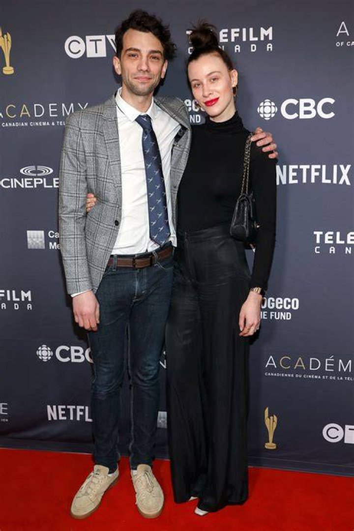 Jay Baruchel and RebeccaJo Dunham to Marry in Portugal Us Weekly