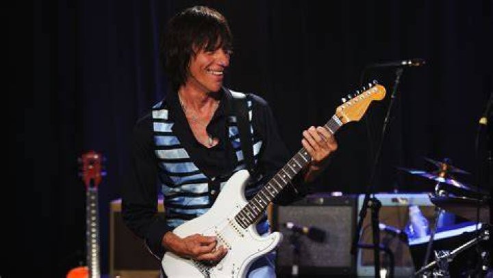 Jeff Beck returns to Phoenix for first Valley concert in 12 years; on
