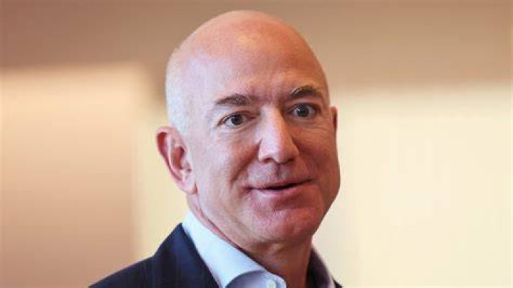Jeff Bezos experiences health transformation, puts on muscle over the