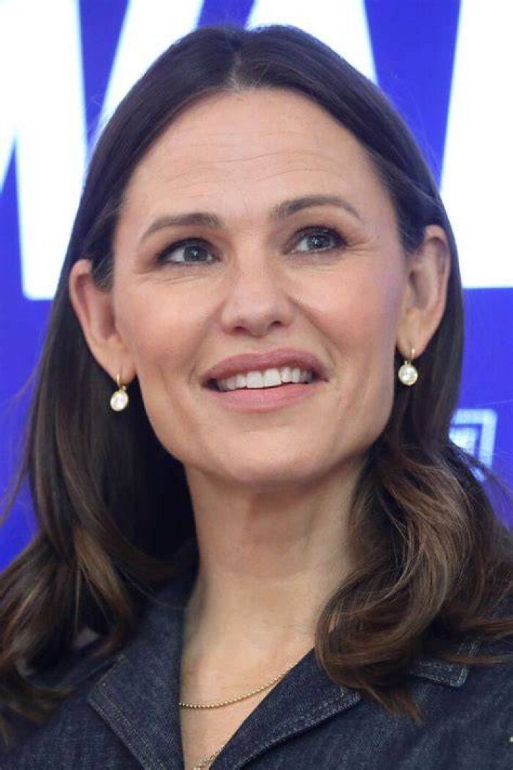 Jennifer Garner Bio