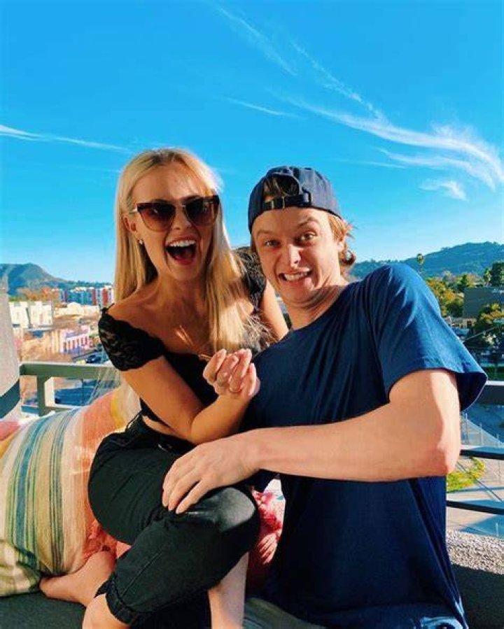 Jessica Lord on Instagram &ldquo;Good luck living with me ) Hi roomie