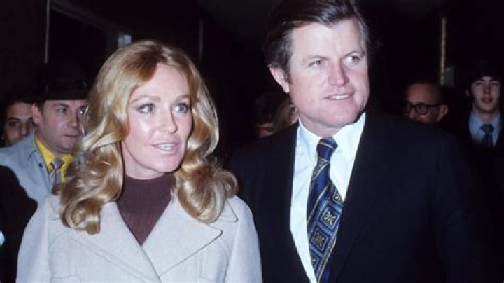 Joan Kennedy, Ted's 1st Wife 5 Fast Facts You Need to Know