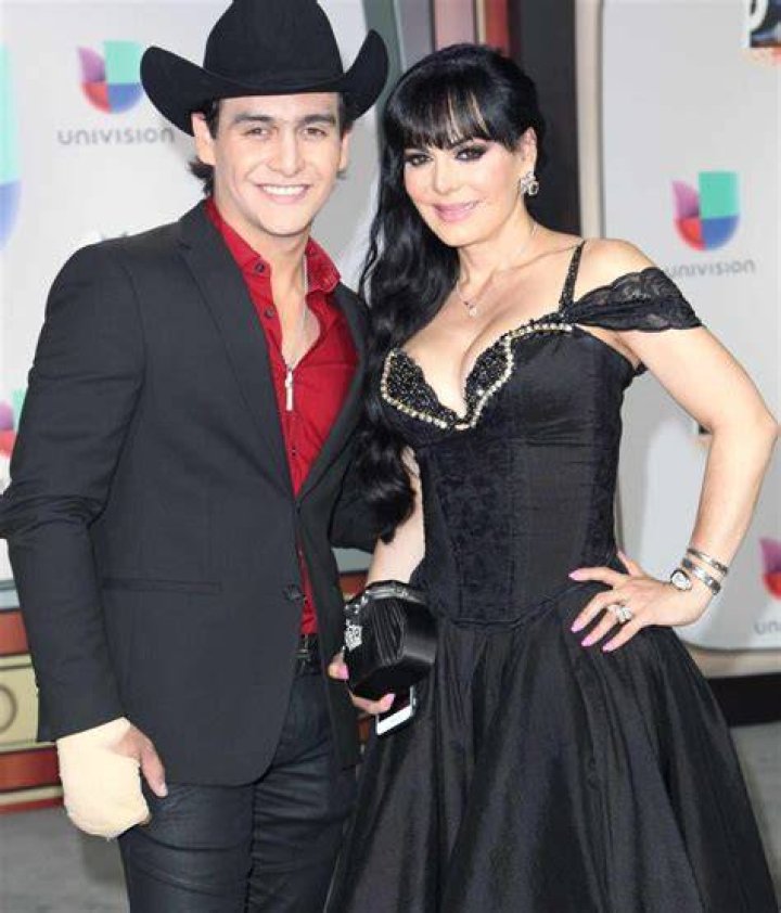 Joan Sebastian left Maribel Guardia for an actress who lived a narco