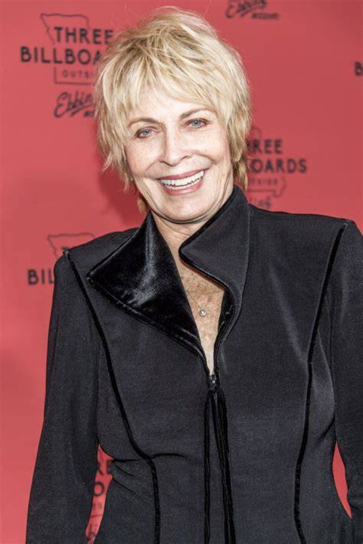 Joanna Cassidy &ldquo;Three Billboards Outside Ebbing, Missouri&rdquo; Premiere