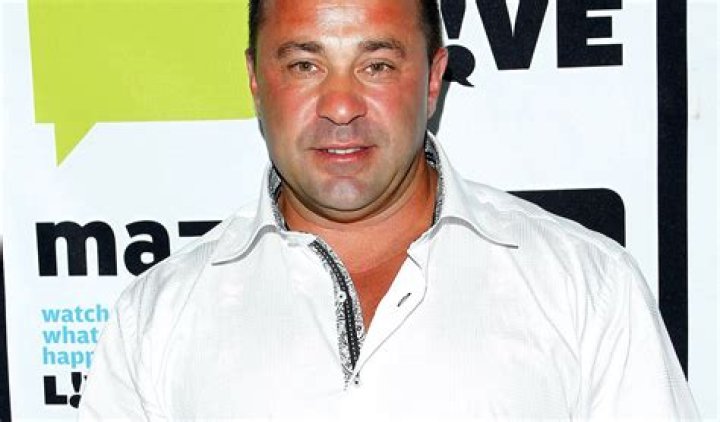 Joe Giudice Slams Tabloid Cheating Story "I Met This Girl Twice"