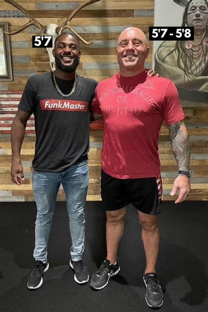 Joe Rogan Height How Tall is Joseph James Rogan? Hood MWR in 2022