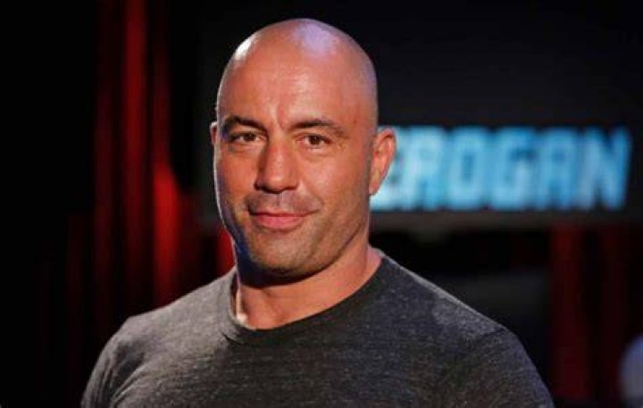 Joe Rogan Net worth, Family, Daughter, Weight, Height, Biography