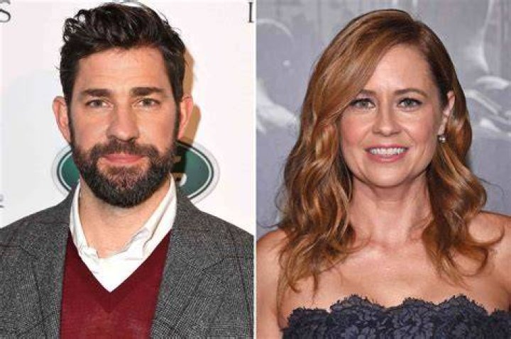 John Krasinski Reacts to Jenna Fischer's 'Genuinely in Love' Comment