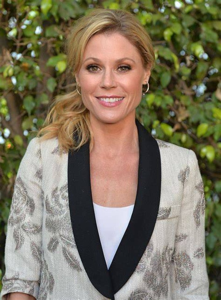 Julie Bowen Age, Height, Young, Movies and Tv Shows ABTC