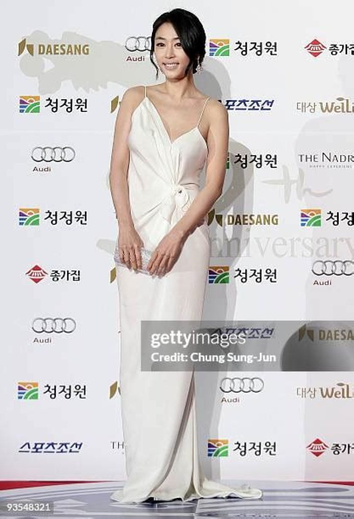 Kang Ye Won's glamorous body a burden to her Koreaboo