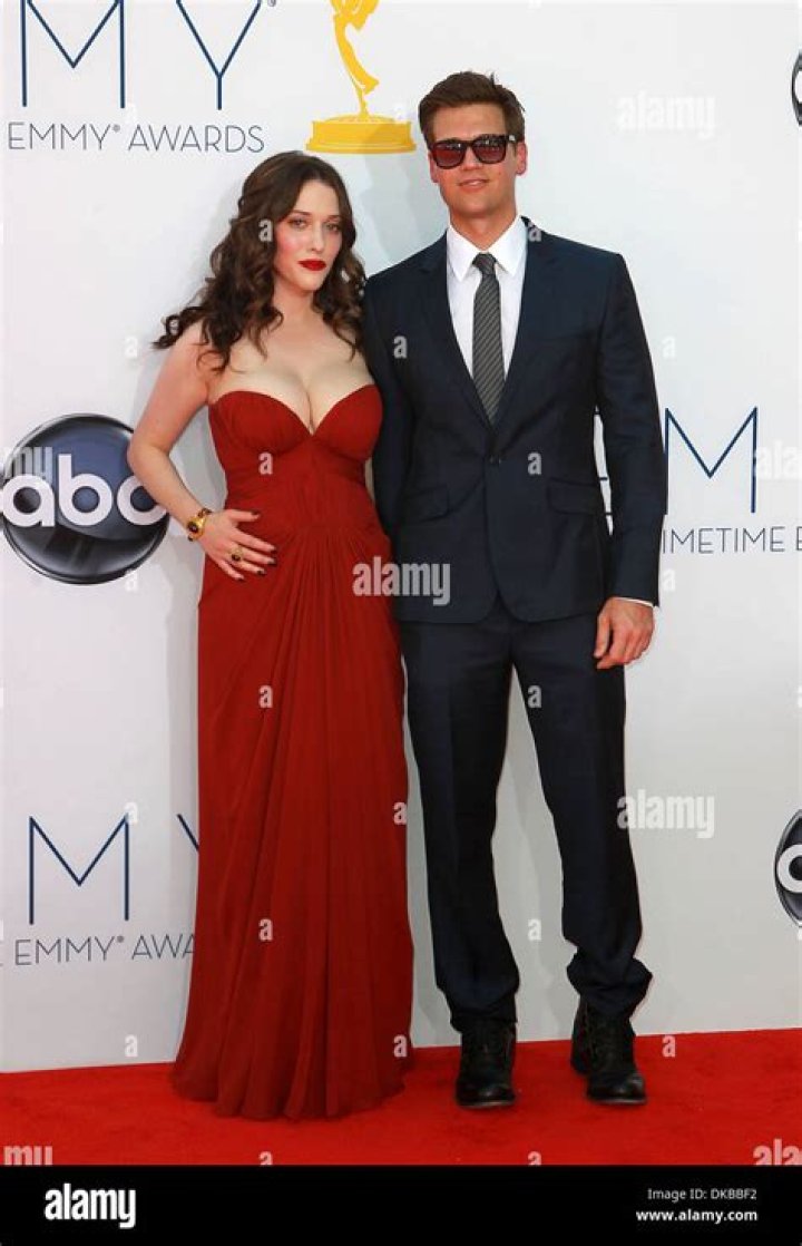 Kat Dennings, Nick Zano