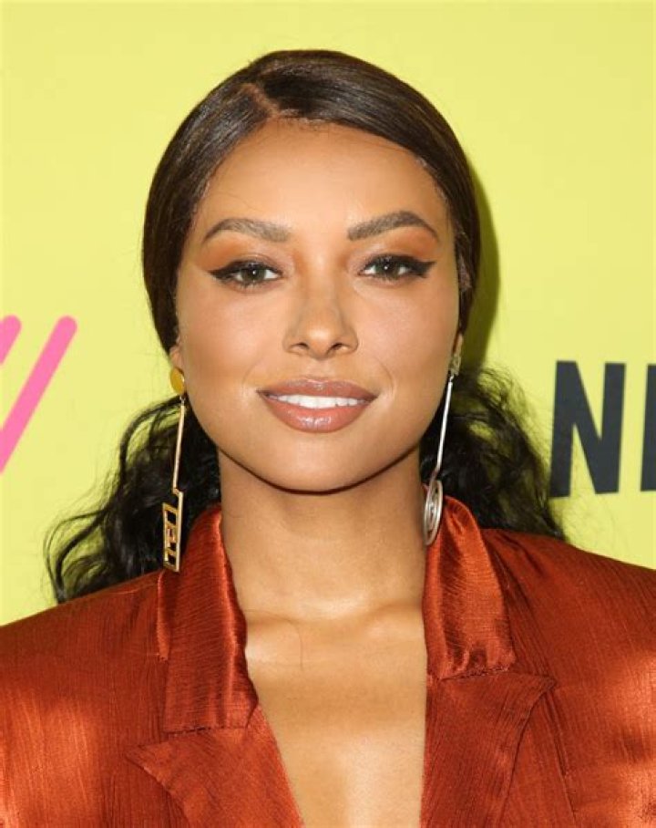 Kat Graham &ldquo;Glow&rdquo; Roller Skating Event in LA &bull; CelebMafia