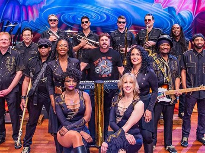 KC and The Sunshine Band Full Setlist From Their Fayetteville, NC Show