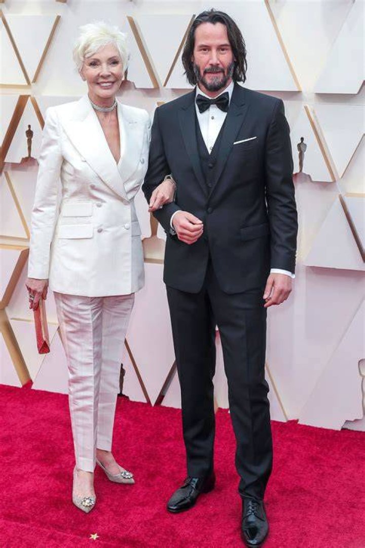 Keanu Reeves brings mother to Oscars 2020 red carpet