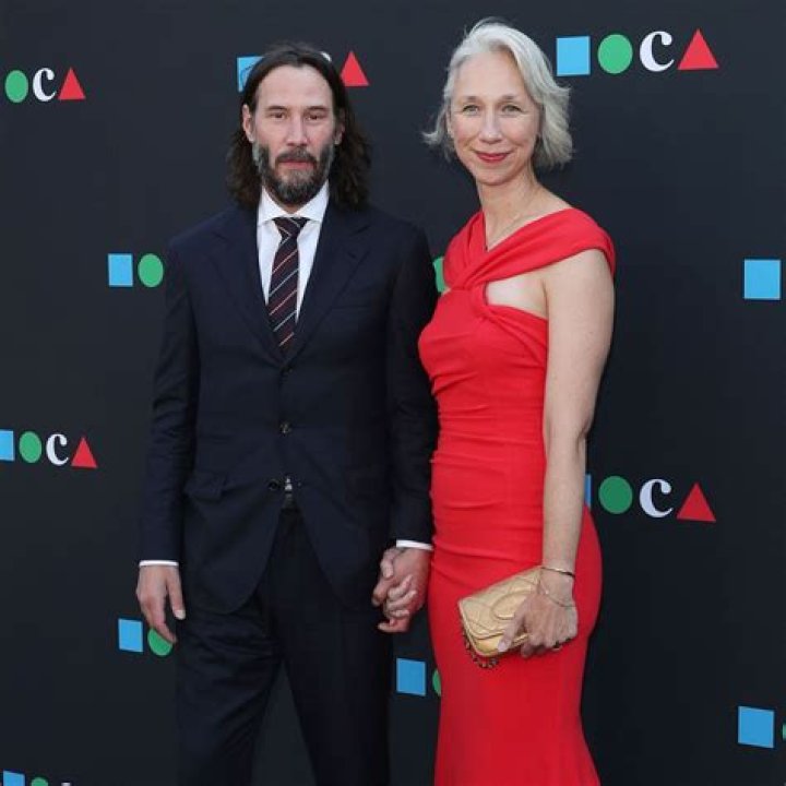 Keanu Reeves relationship timeline Photo 6