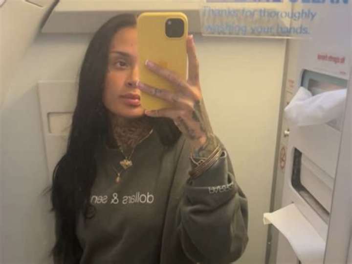 Kehlani is all types of steamy vibes on her Blue Water Road Trip tour