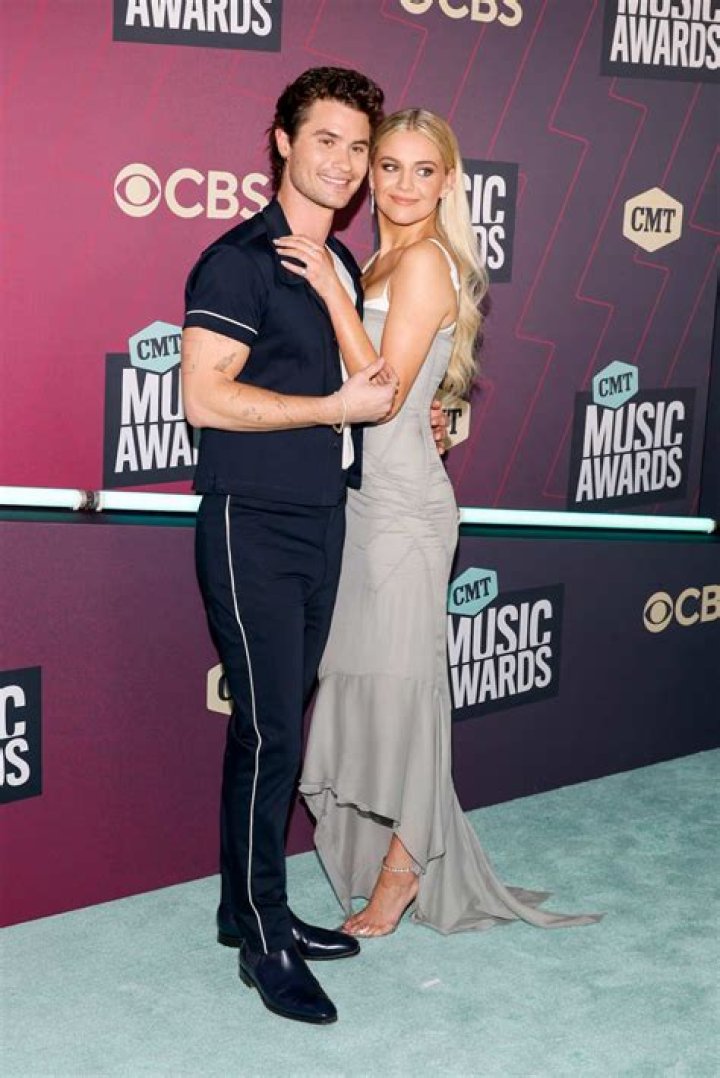 Kelsea Ballerini, Chase Stokes Spark Dating Speculation Photo Us Weekly