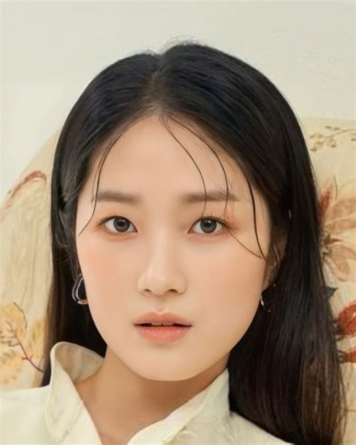 Kim Hye Yoon (김혜윤) MyDramaList
