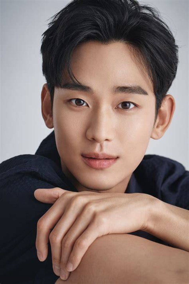 KIM SOO HYUN IS MY NEW CRUSH little aesthete's blog