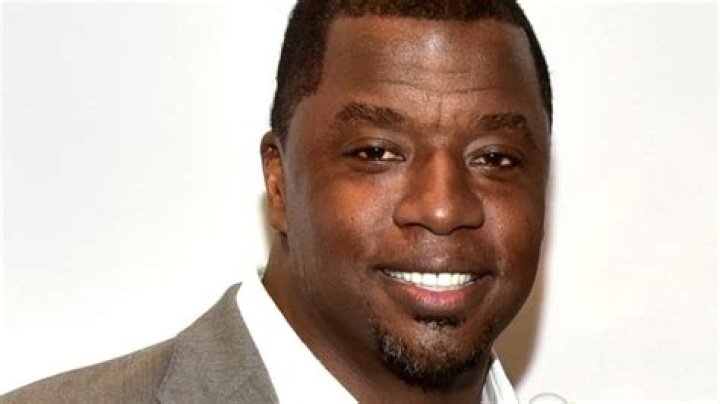 Kordell Stewart defends sexuality, 'true love' marriage to Porsha