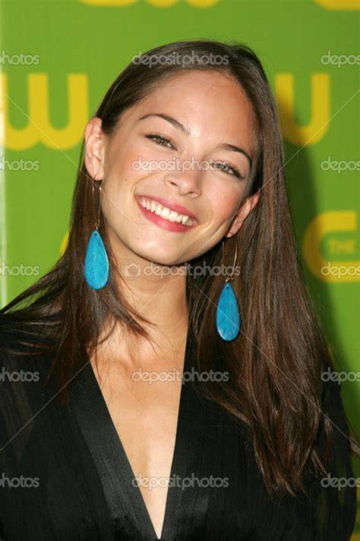 Kristin kreuk hires stock photography and images Alamy