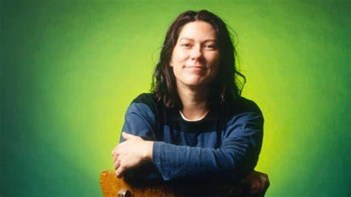 La sonrisa de Kim Deal. Homenaje a una de las grandes damas del rock