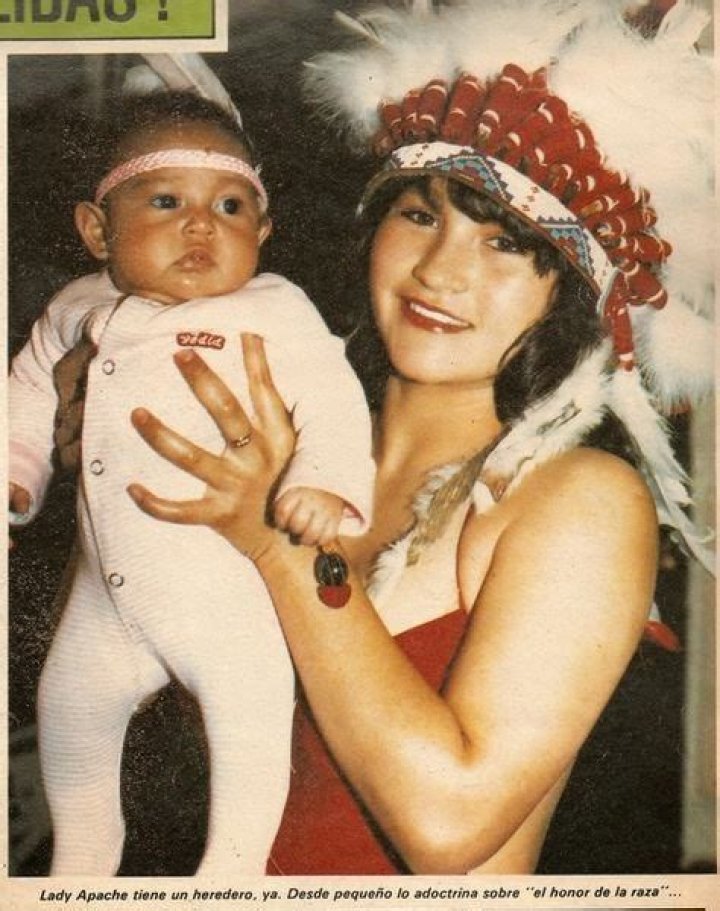Lady Apache es hija, mam&aacute;, abuelita y campeona de lucha libre &ldquo;Tener a