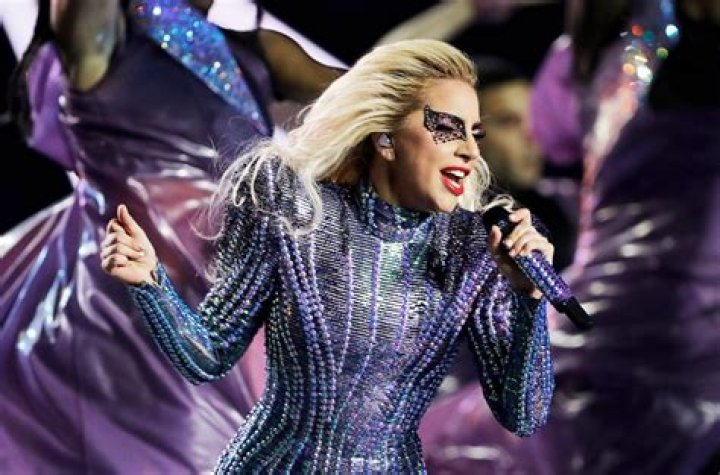 Lady Gaga Sings at Gay Pride Rally