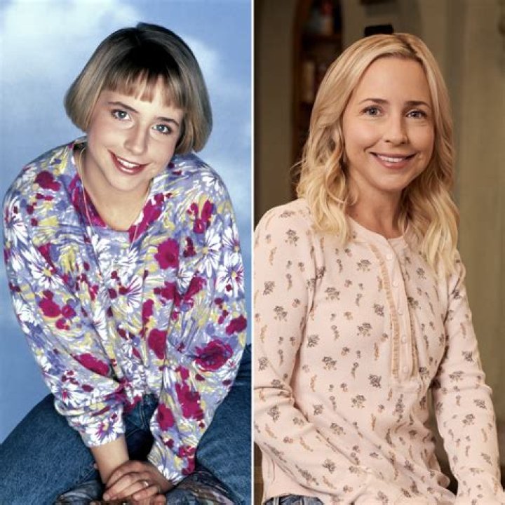 Lecy Goranson Bio, Wiki, Married, Husband, Net Worth Networth Height