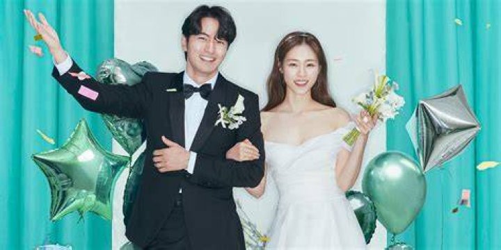 Lee Jin Wook & Lee Yeon Hee are getting married in teaser poster for