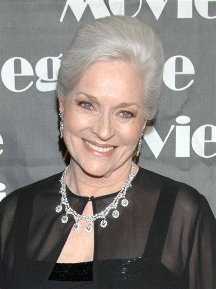 Lee Meriwether (American Actress) Wiki & Bio with Photos Videos