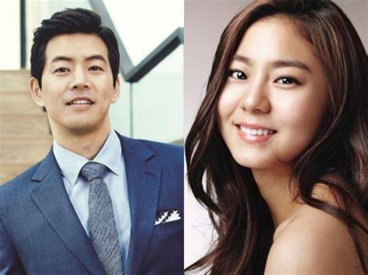 lee sang yoon wife Penelope Skinner