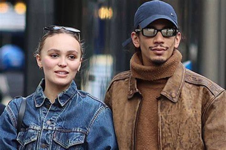 LilyRose Depp Boyfriend Who is LilyRose Depp dating?